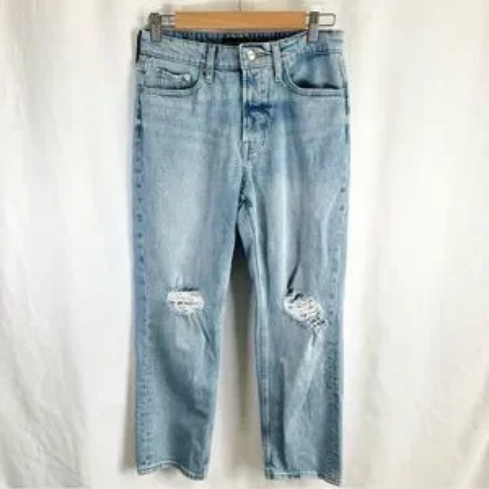 Free Assembly 90's Straight Light Wash Denim Jeans Distressed
